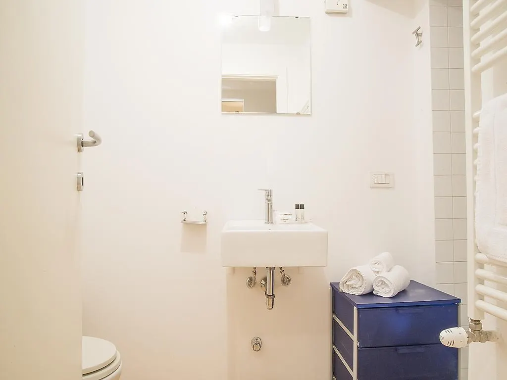 Easyhomes - Missori Zebedia Mediolan Apartament